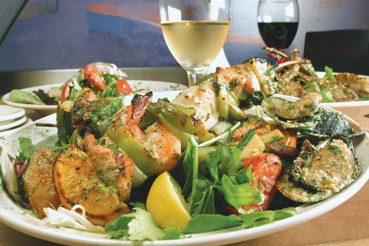 Happy Greek Restaurant & Pub